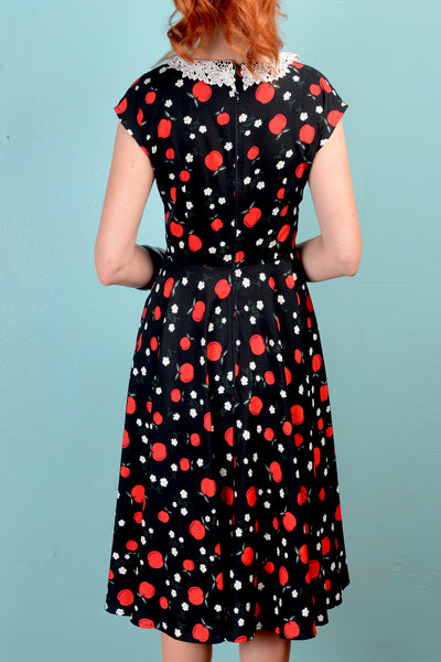 Hell bunny apples print dress with crochet collar  small s