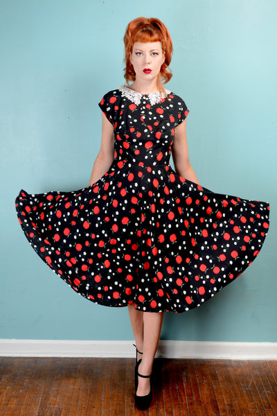 Hell bunny apples print dress with crochet collar  small s