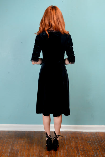 Vintage inspired 1950s Velvet stretch fit and flare dress - SM